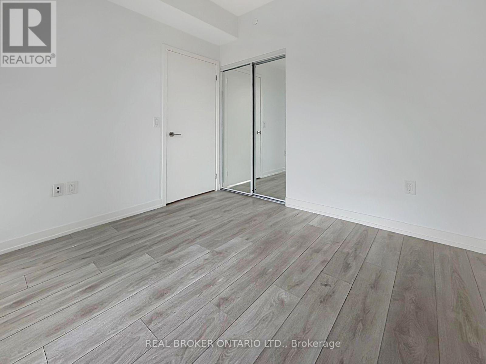 2412 - 225 Sumach Street Property Photo 14