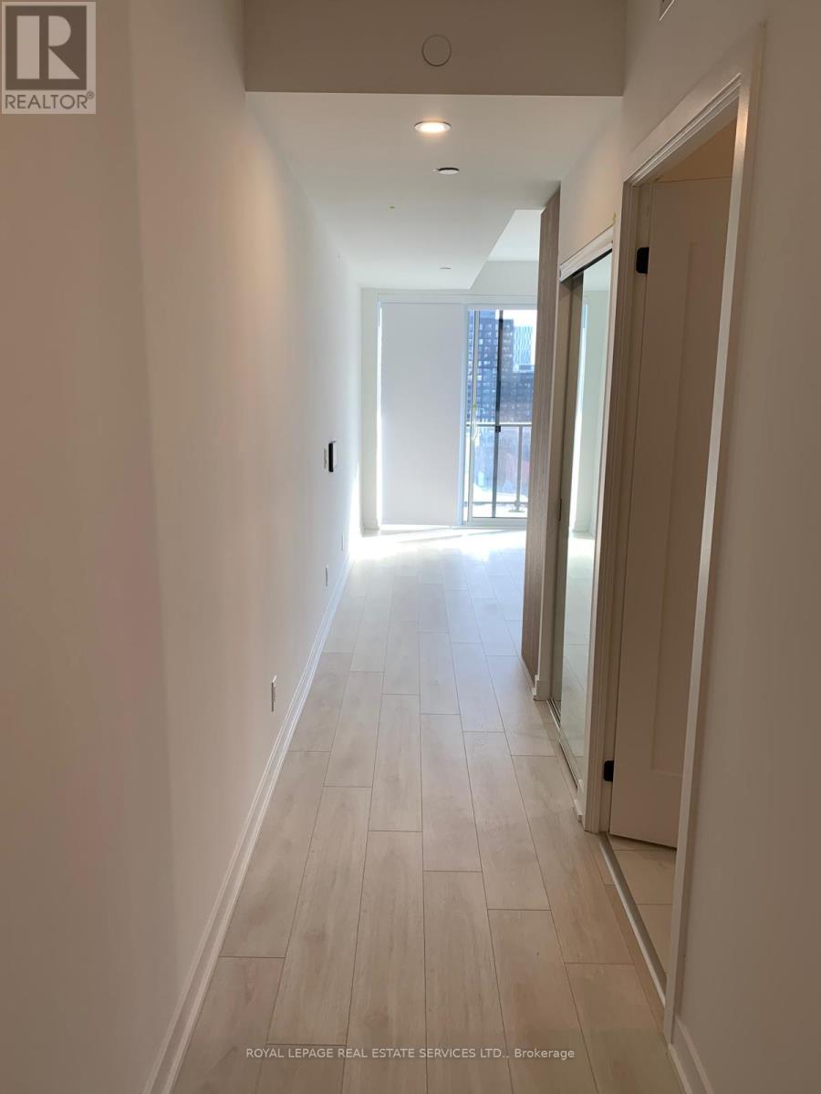 712 - 5 Defries Street Property Photo 1