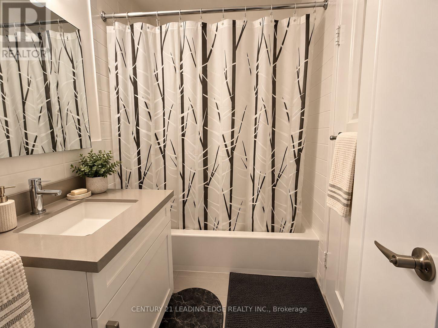 209 - 80 Heath Street Property Photo 11
