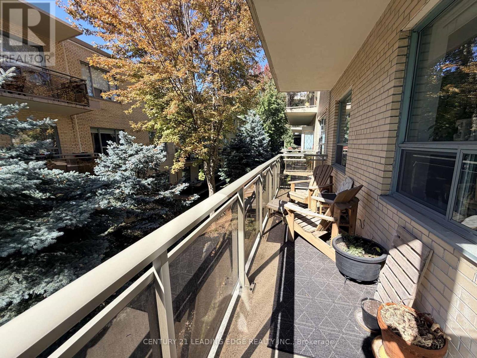 209 - 80 Heath Street Property Photo 12