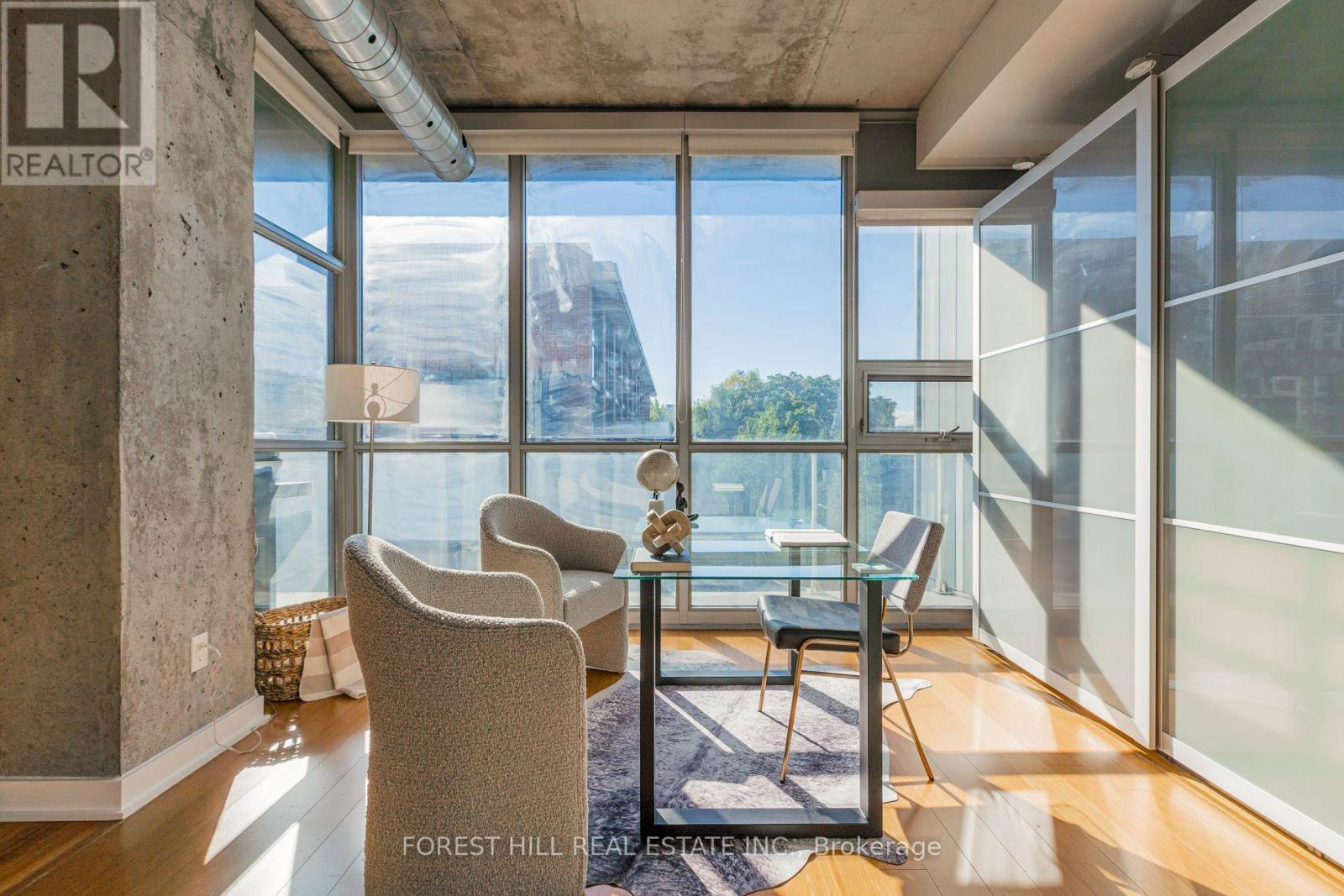 415 - 60 Bathurst Street Property Photo 10
