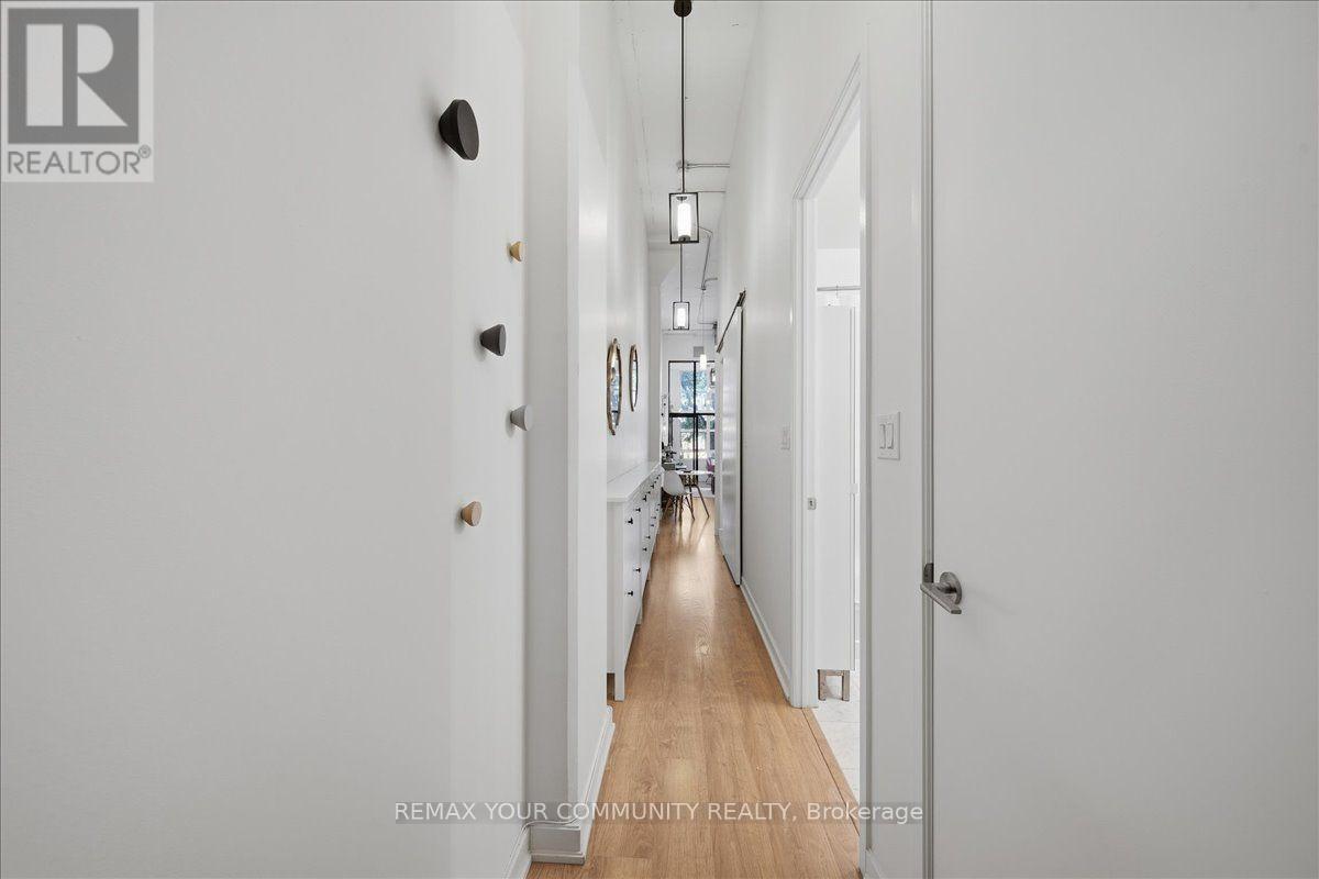 227 - 380 Macpherson Avenue Property Photo 4