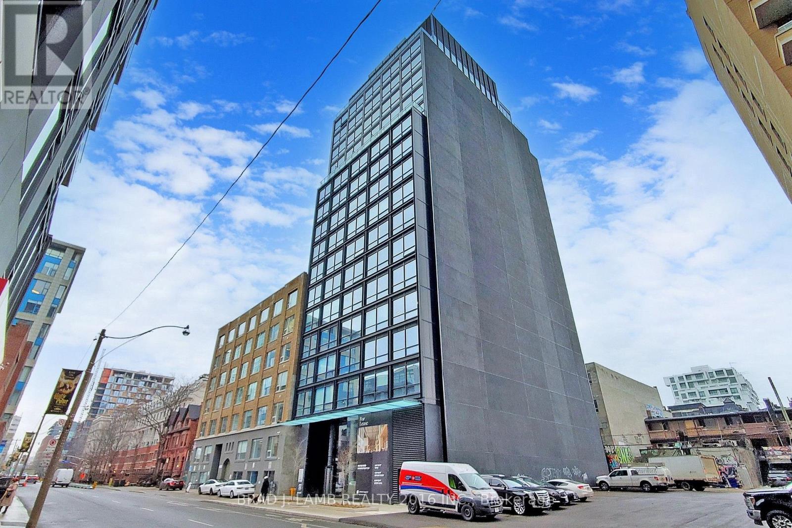 406 - 458 RICHMOND STREET W Property Photo 1