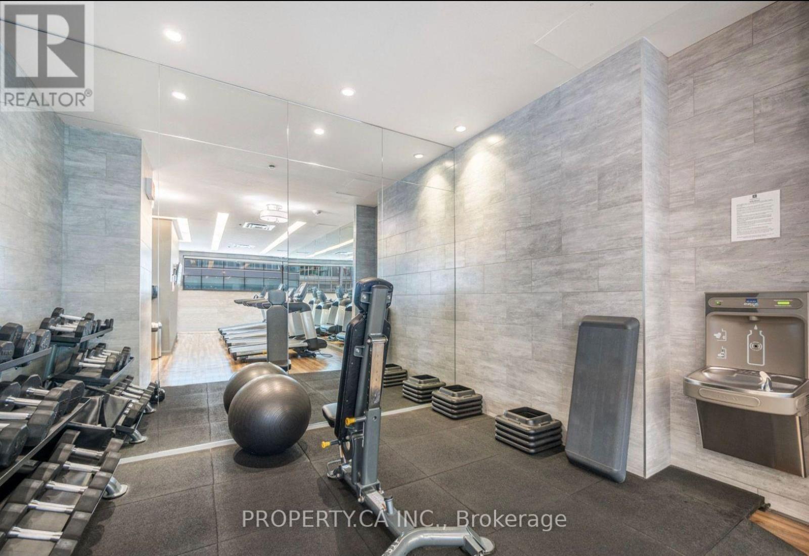 2401 - 155 Yorkville Avenue Property Photo 10