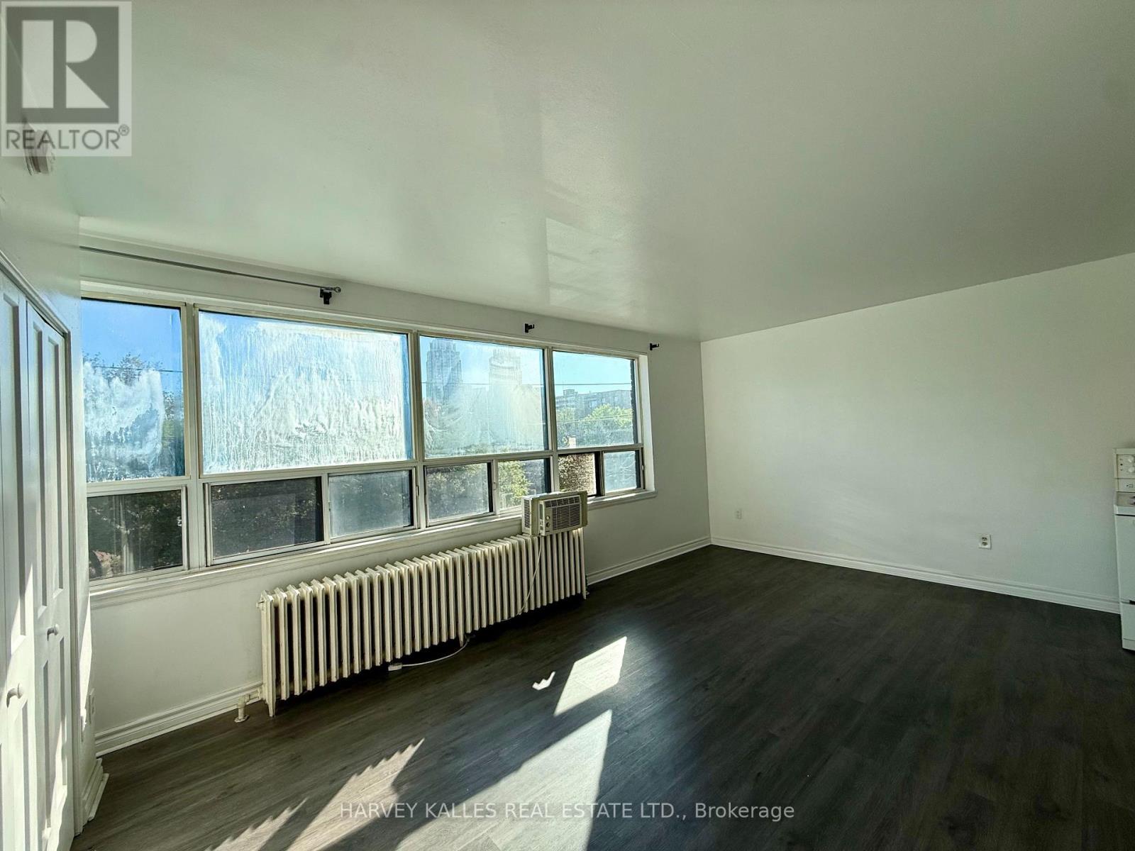 311 - 1582 Bathurst Street Property Photo 5