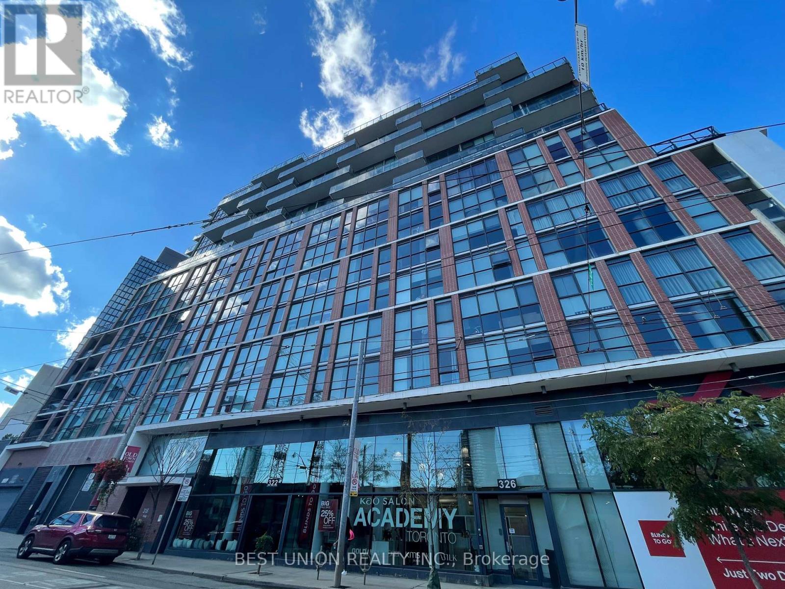 1313 - 318 King Street E Property Photo 2