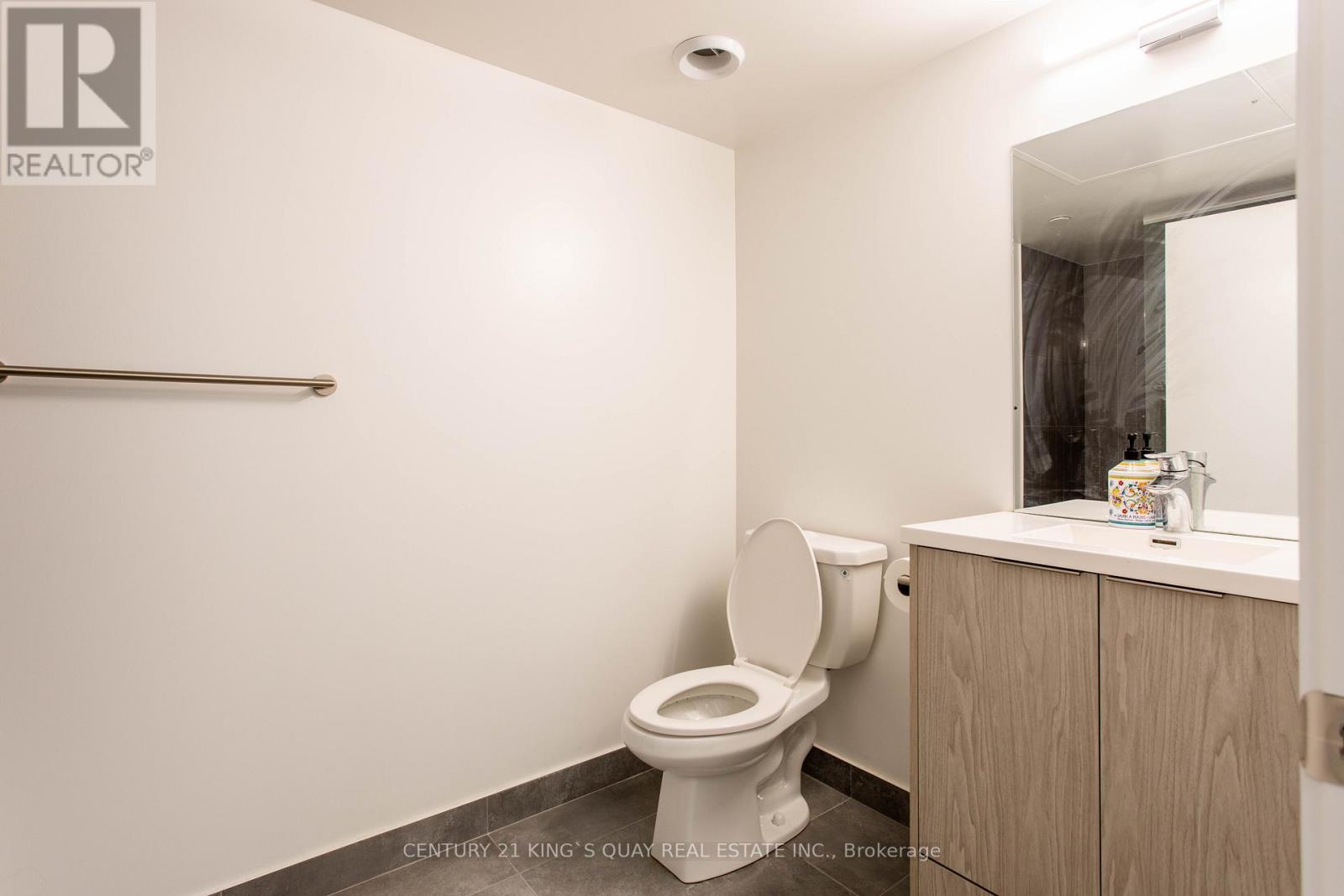 2005 - 60 Shuter Street Property Photo 2