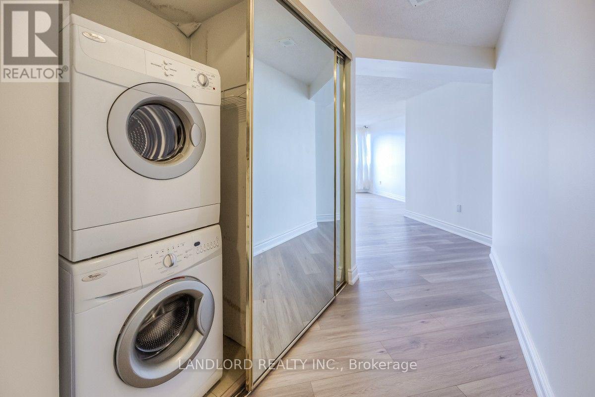 2504 - 5 Concorde Place Property Photo 19