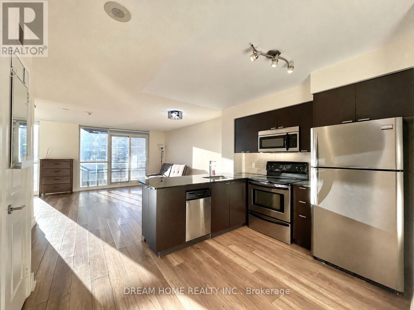 711 - 23 Sheppard Avenue E Property Photo 5