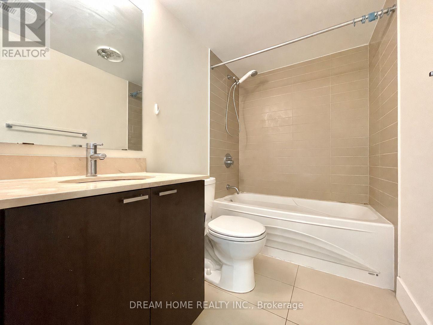 711 - 23 Sheppard Avenue E Property Photo 9