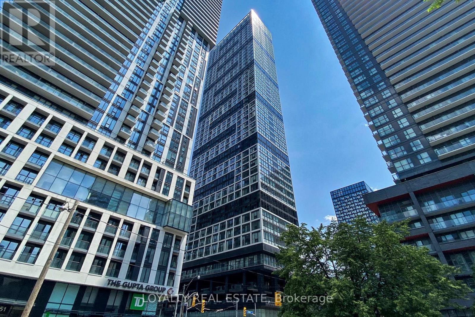 1701 - 181 Dundas Street E Property Photo 3