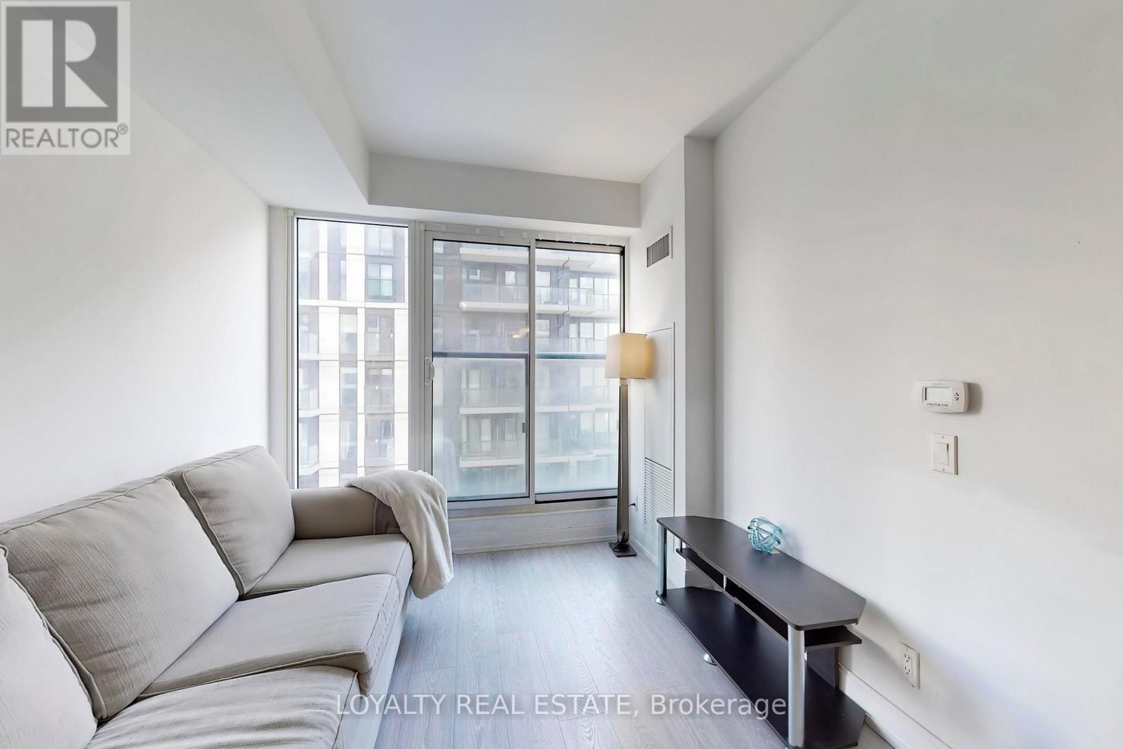 1701 - 181 Dundas Street E Property Photo 18