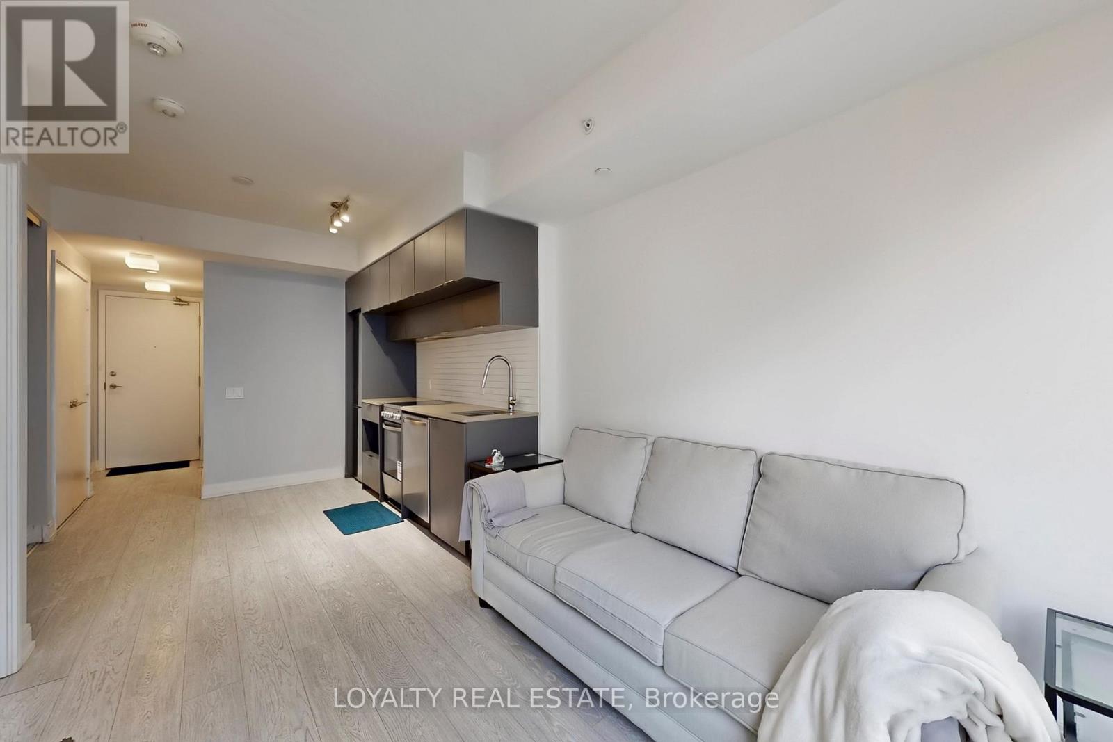 1701 - 181 Dundas Street E Property Photo 20