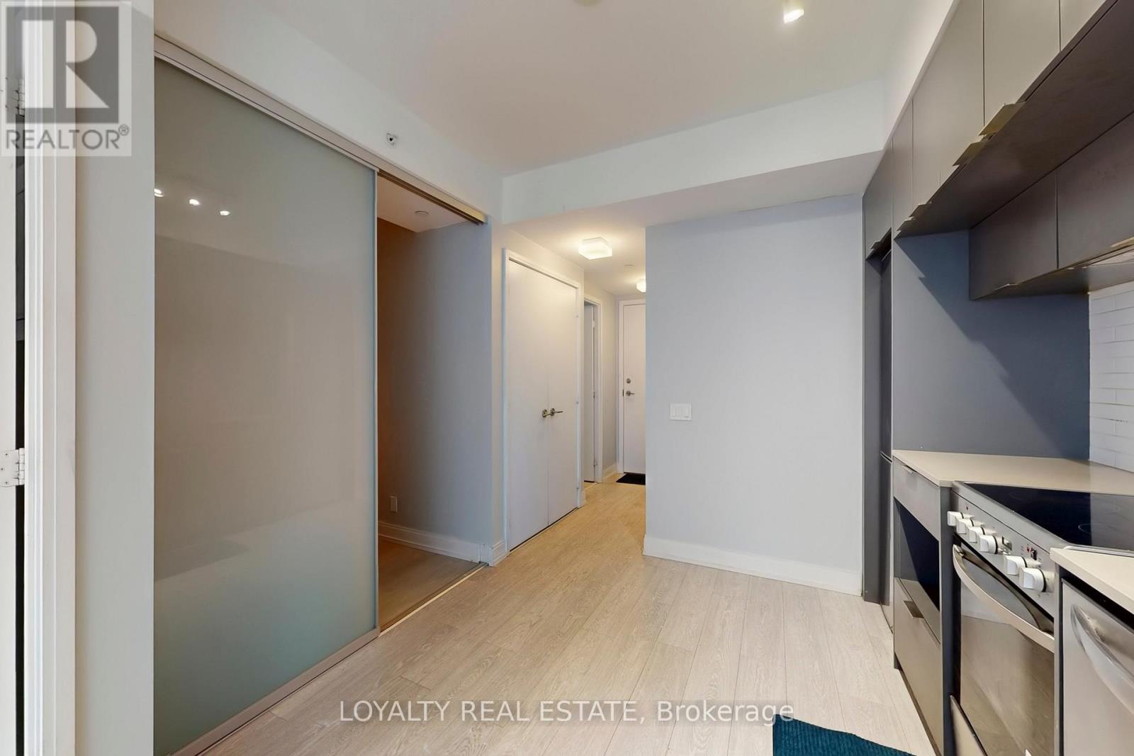 1701 - 181 Dundas Street E Property Photo 28