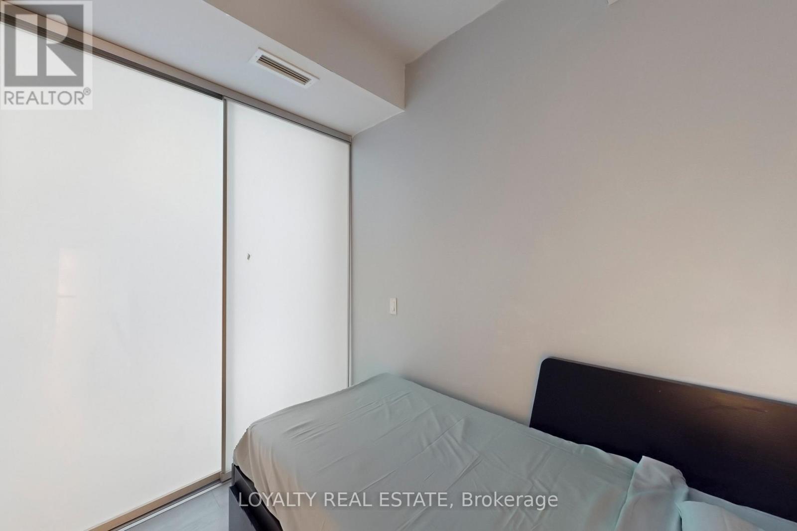 1701 - 181 Dundas Street E Property Photo 34