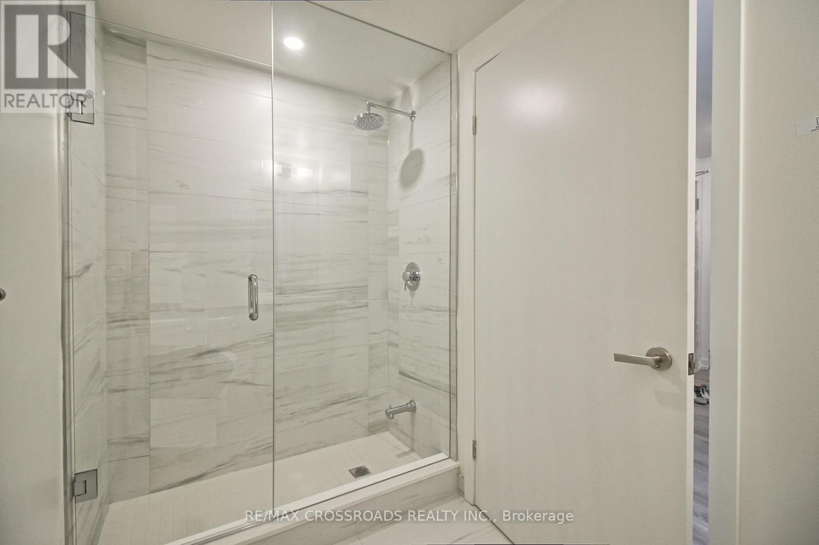 7206 - 138 Downes Street Property Photo 13