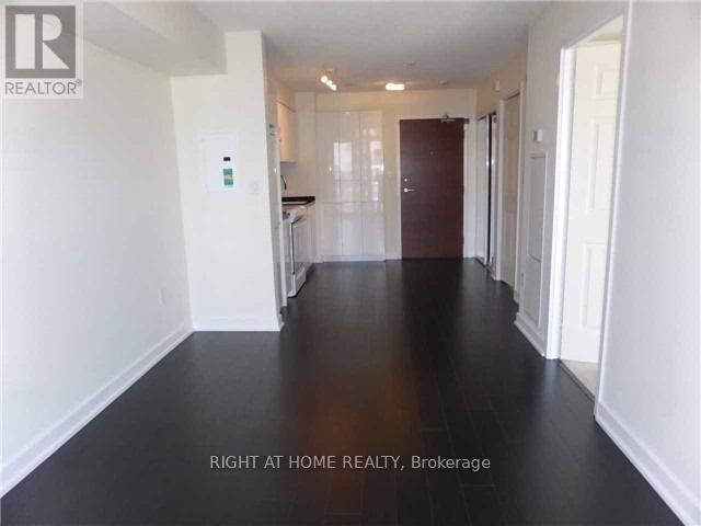 1505 - 15 Iceboat Terrace Property Photo 7