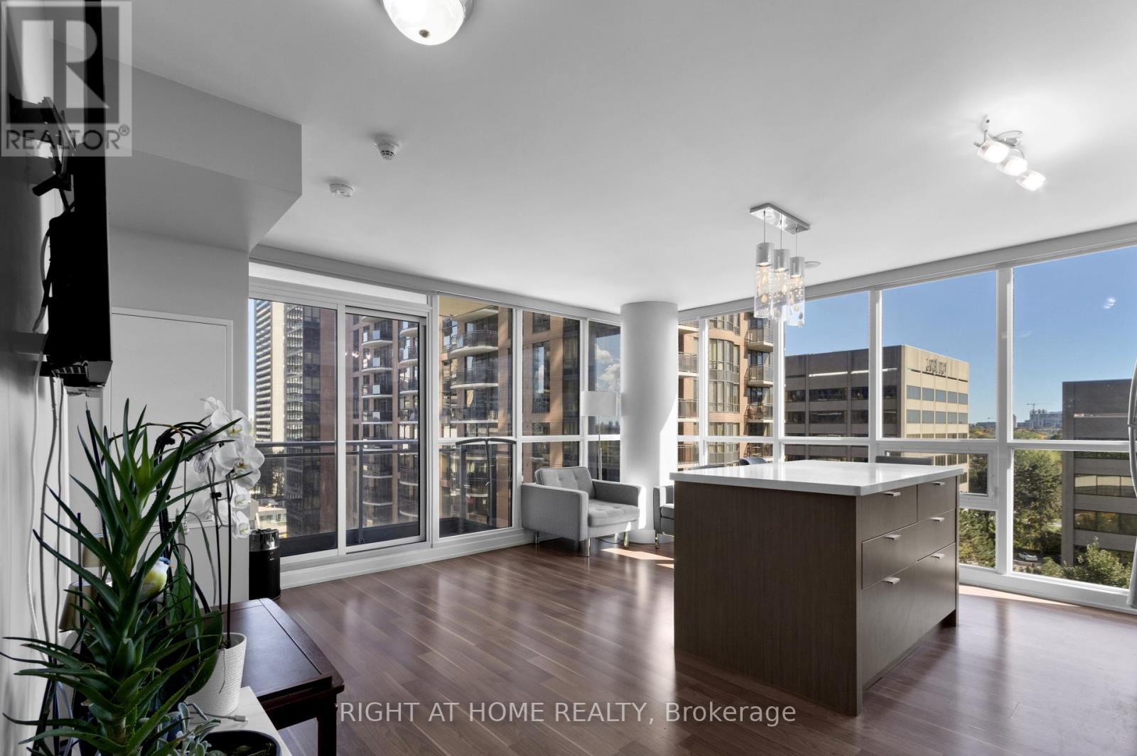 904 - 23 Sheppard Avenue E Property Photo 5