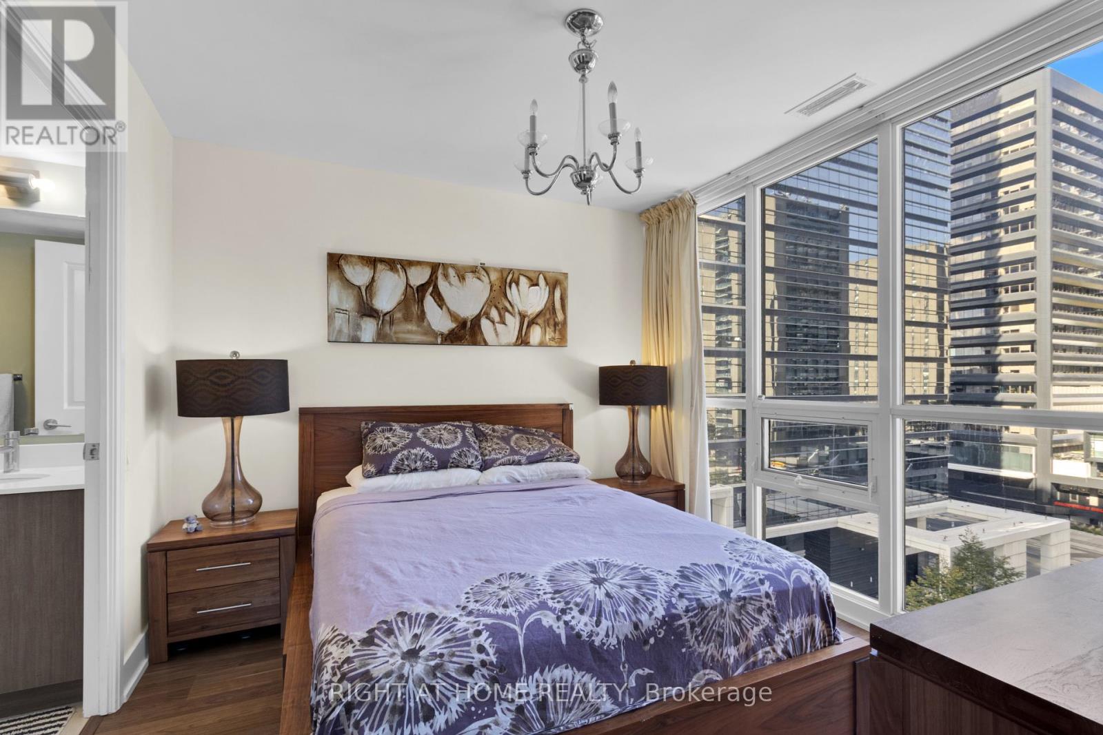 904 - 23 Sheppard Avenue E Property Photo 12