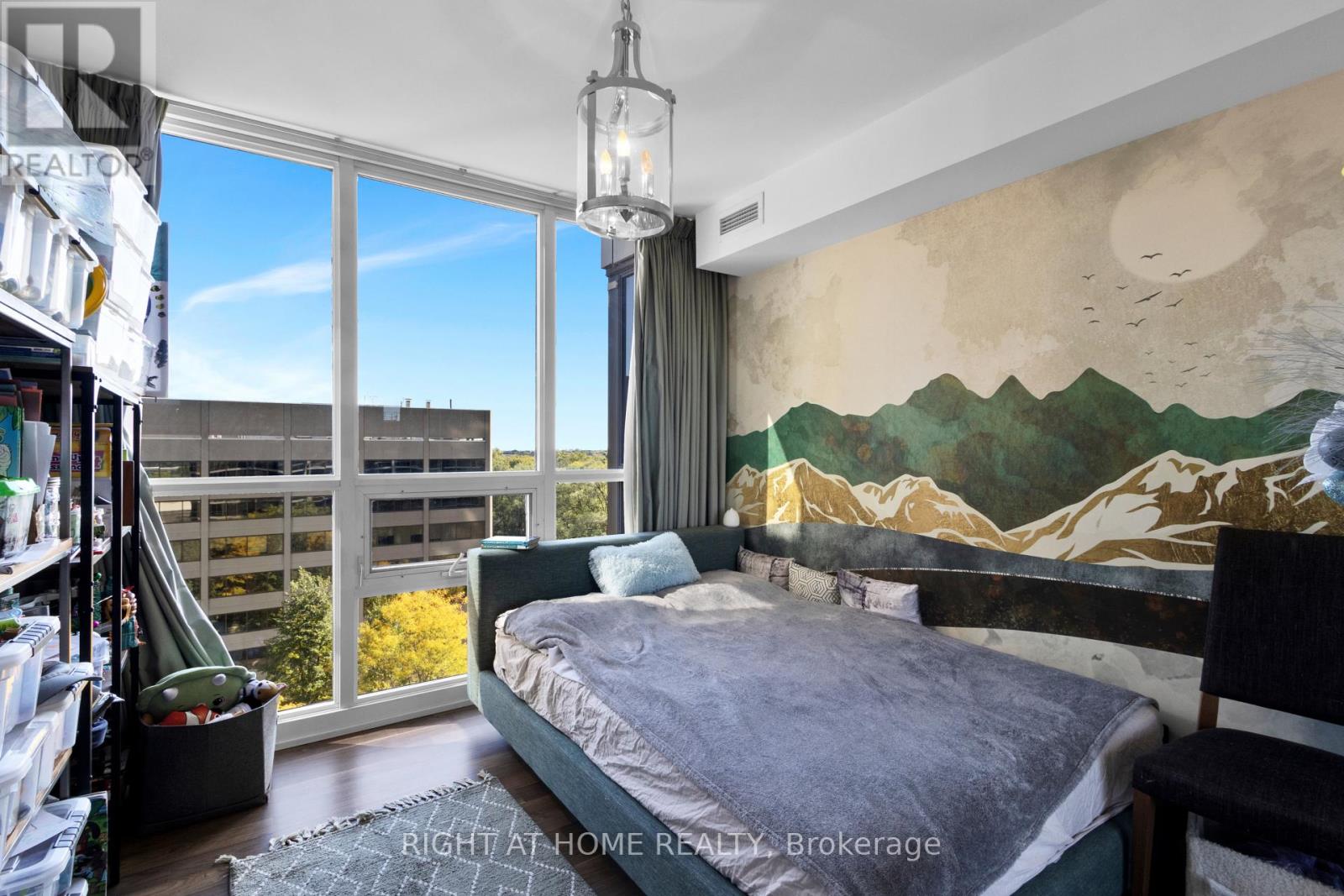 904 - 23 Sheppard Avenue E Property Photo 16