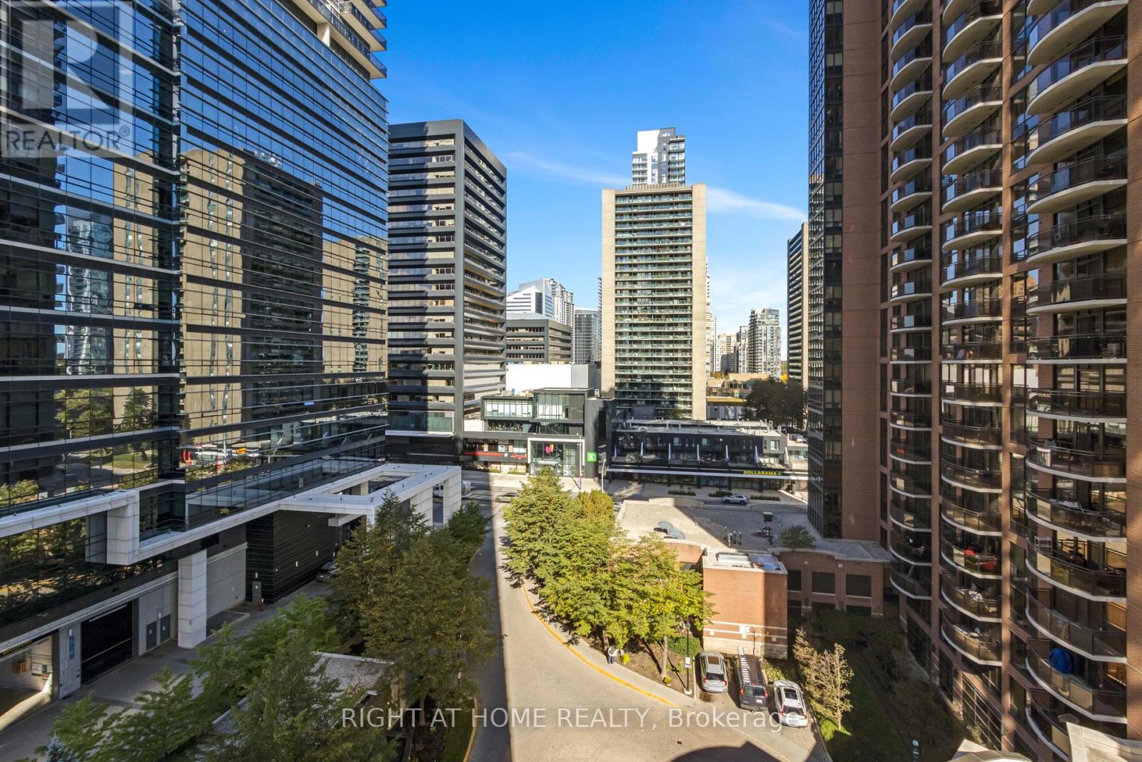 904 - 23 Sheppard Avenue E Property Photo 20