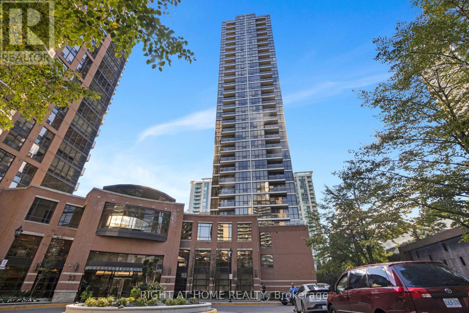 904 - 23 Sheppard Avenue E Property Photo 29