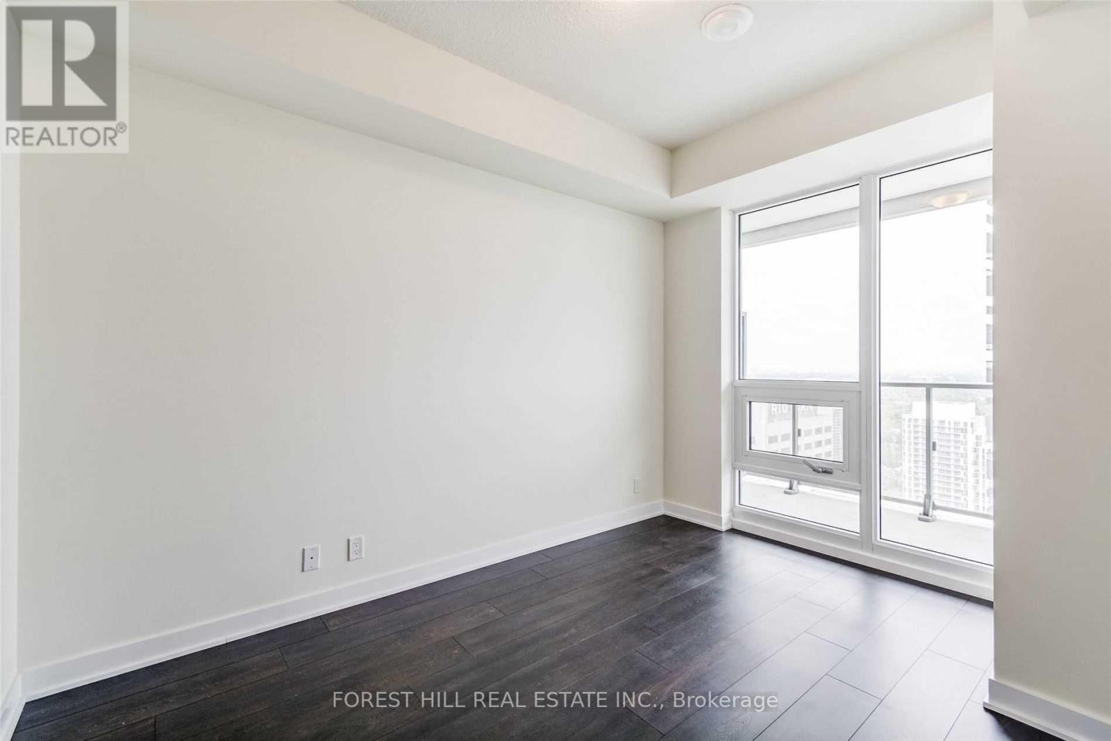 4201 - 2221 Yonge Street Property Photo 18