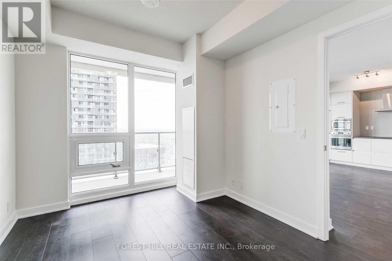 4201 - 2221 Yonge Street Property Photo 19