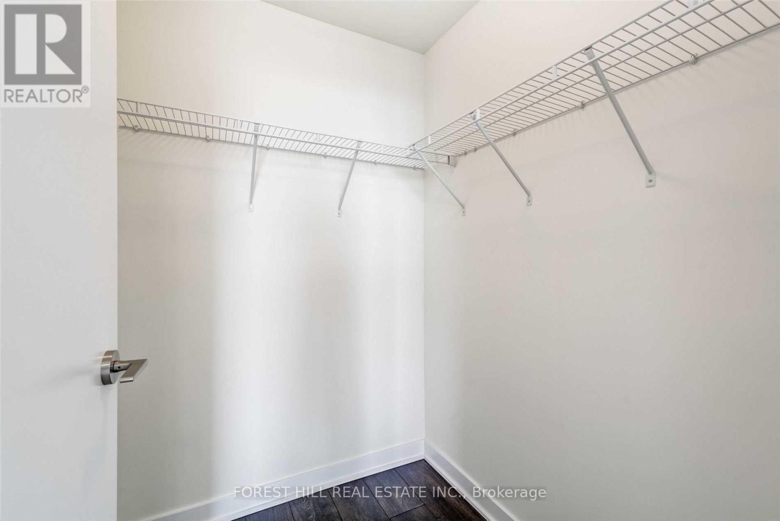 4201 - 2221 Yonge Street Property Photo 21