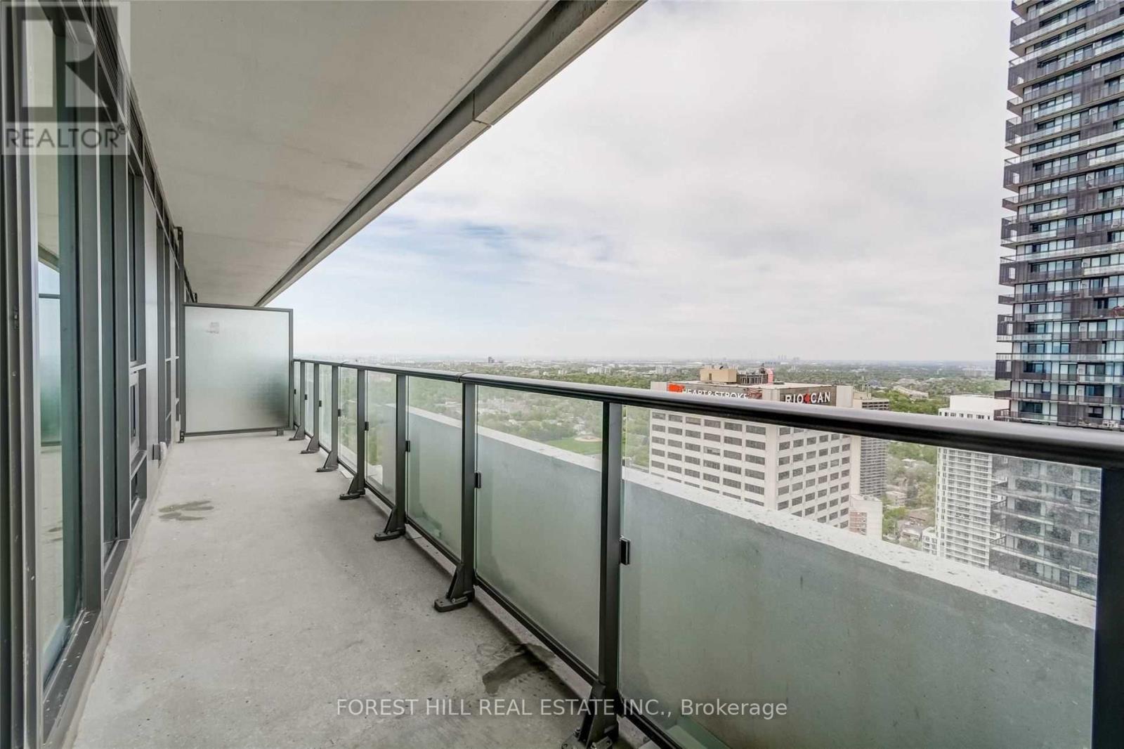 4201 - 2221 Yonge Street Property Photo 23