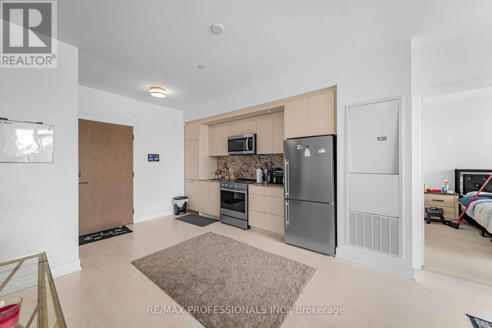 407 - 30 Inn The Park Drive Property Photo 6