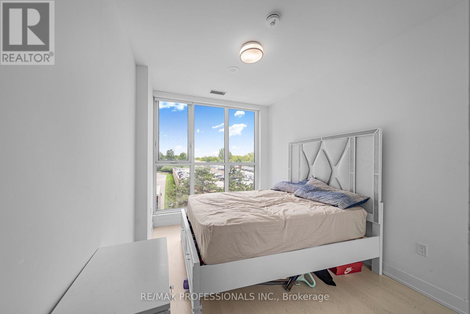 407 - 30 Inn The Park Drive Property Photo 8