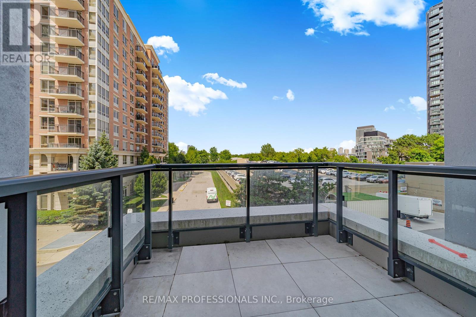 407 - 30 Inn The Park Drive Property Photo 14