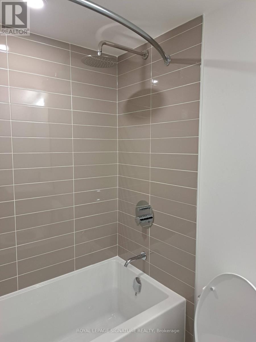 204 - 30 Tretti Way Property Photo 8