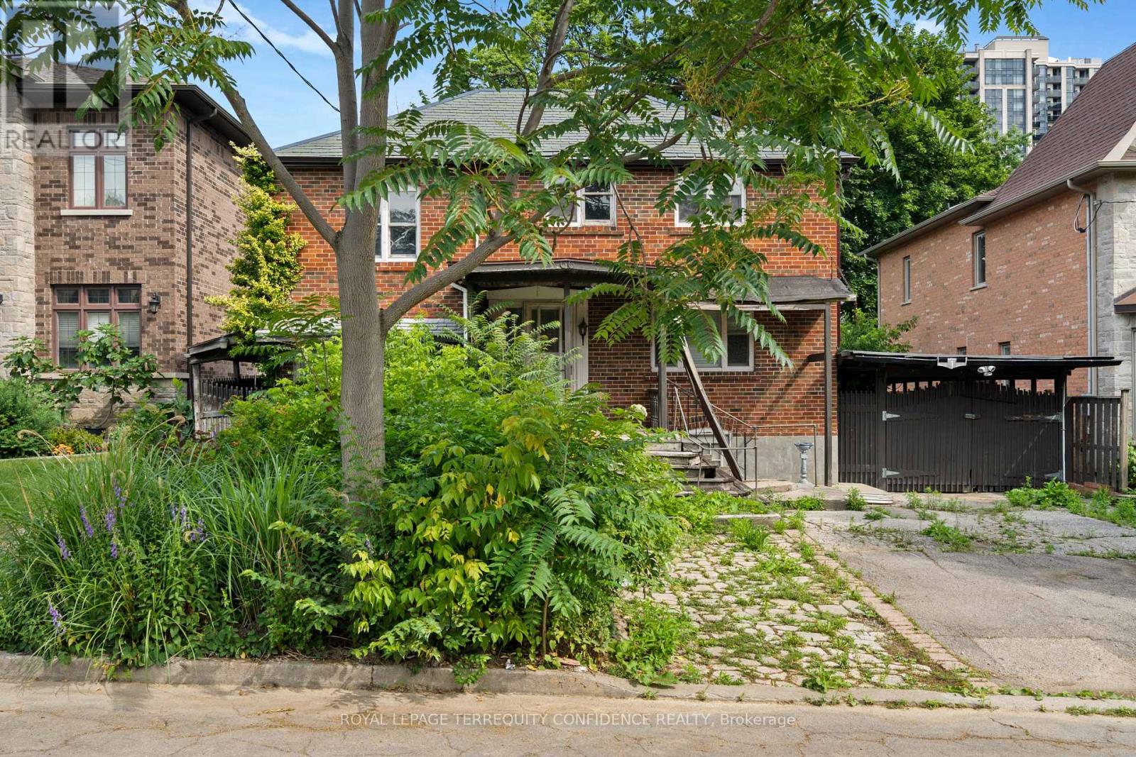 66 Burndale Avenue Property Photo 5