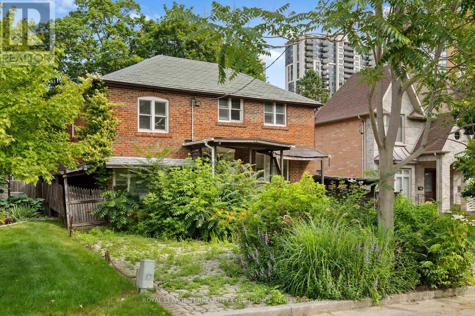 66 Burndale Avenue Property Photo 6