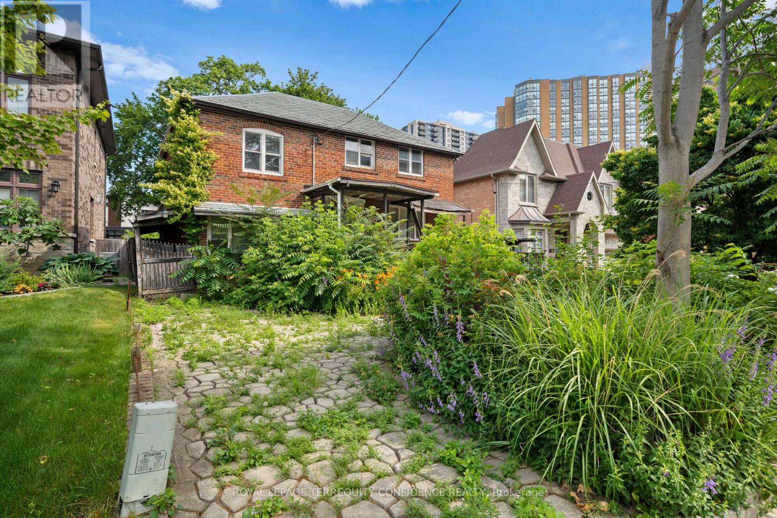66 Burndale Avenue Property Photo 8