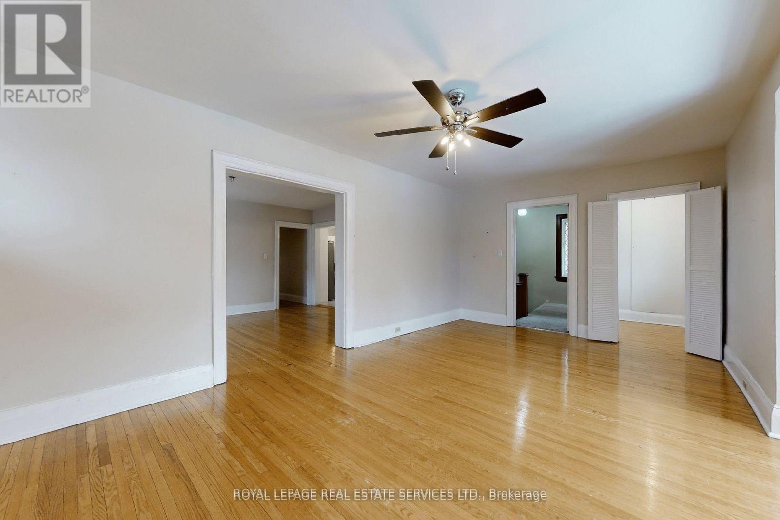 89 Oriole Parkway Property Photo 15