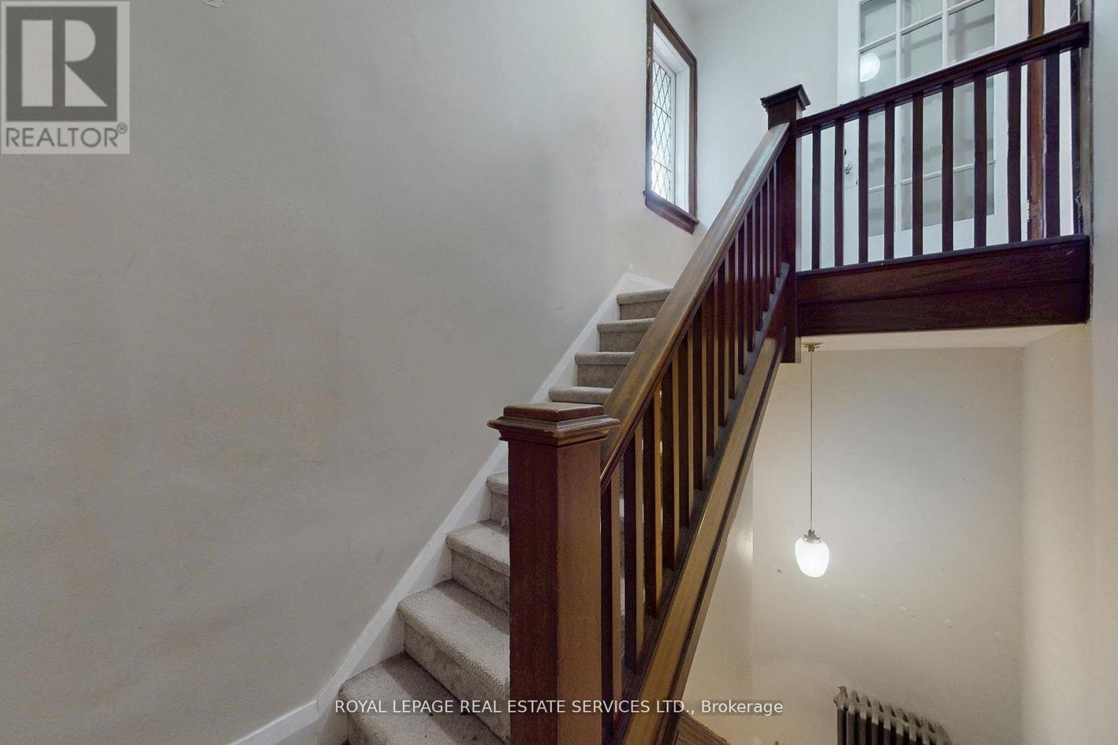 89 Oriole Parkway Property Photo 16