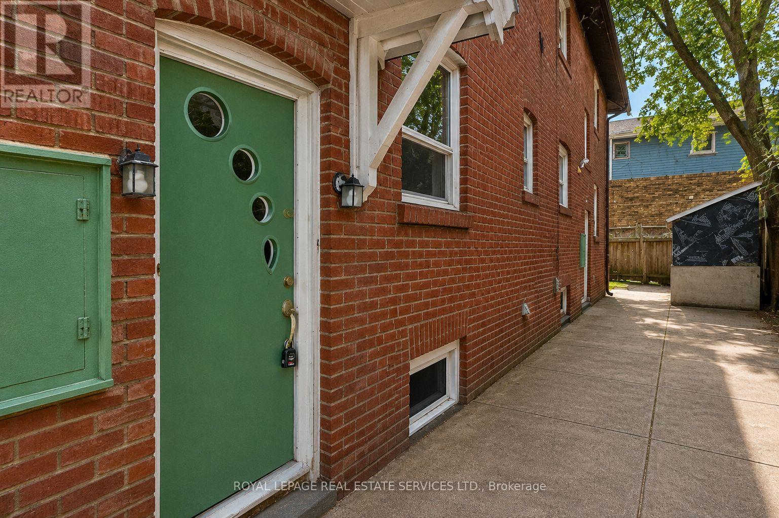 89 Oriole Parkway Property Photo 38