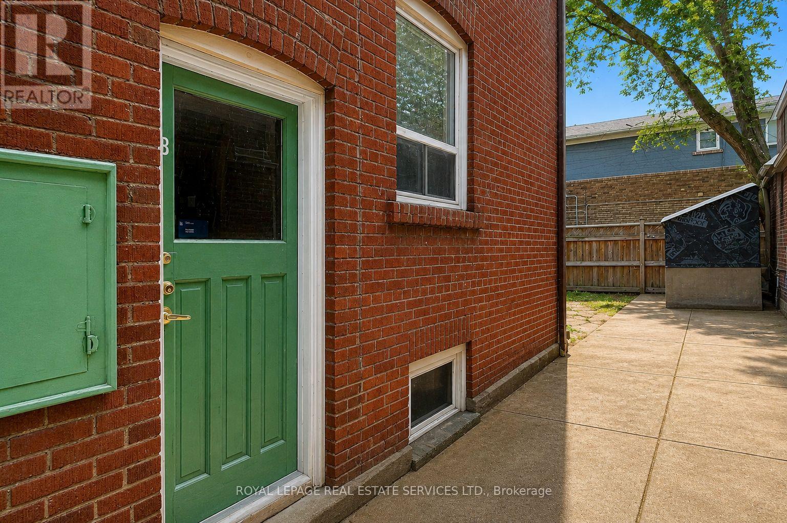 89 Oriole Parkway Property Photo 39