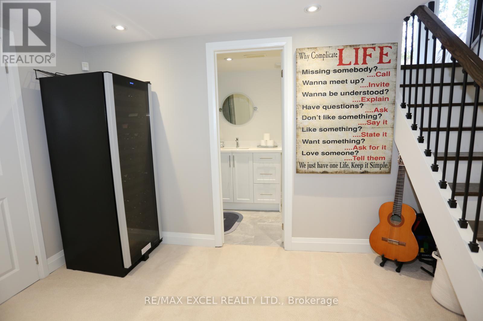 16 Aldenham Crescent Property Photo 26