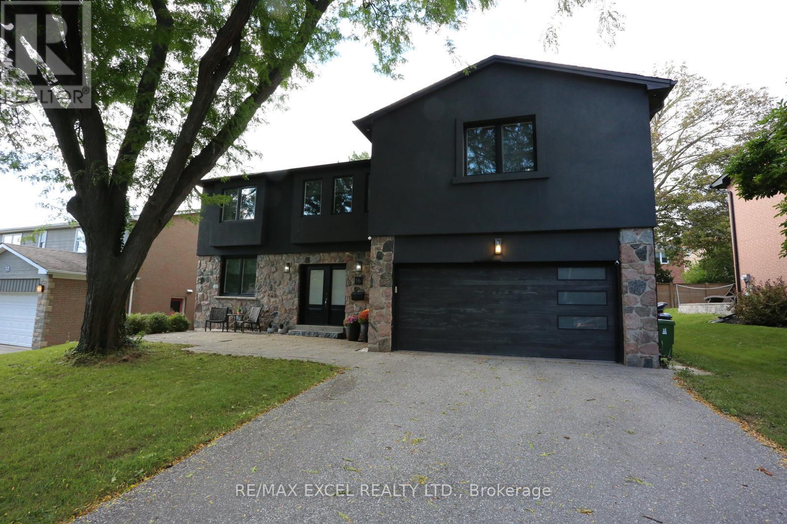 16 Aldenham Crescent Property Photo 27