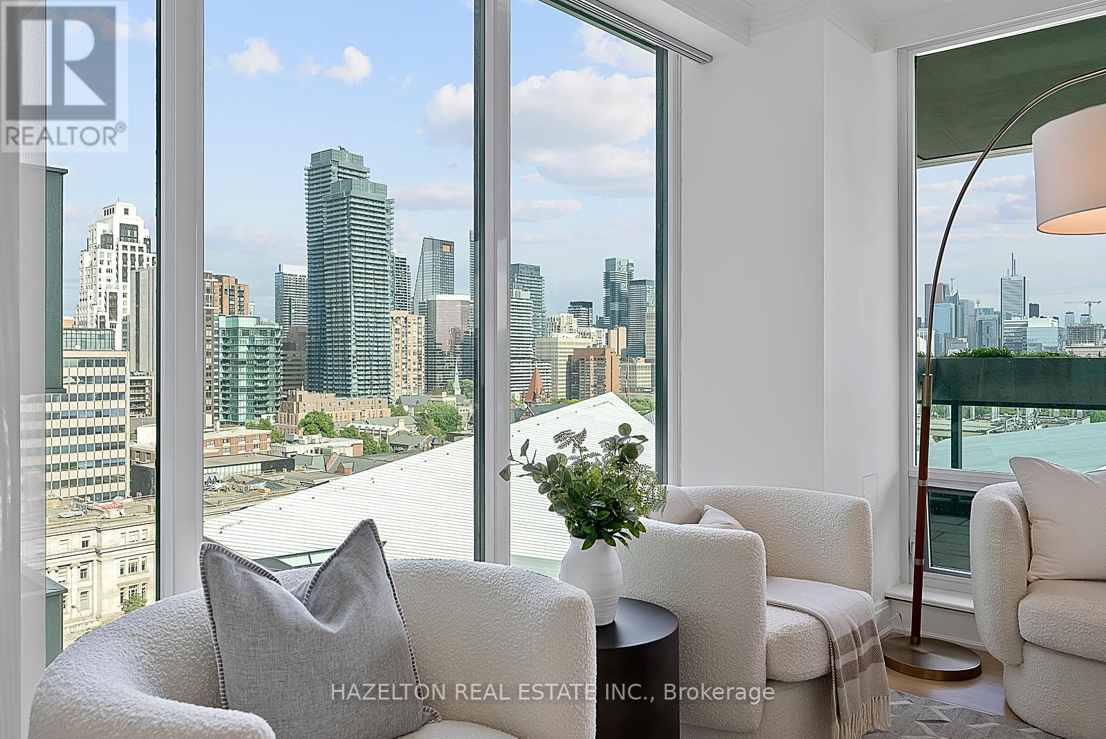 1402 - 206 BLOOR STREET W Property Photo 1