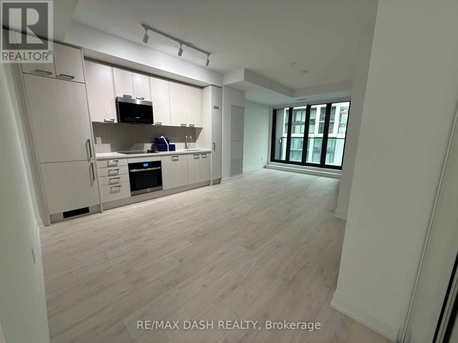 1906 - 20 Soudan Avenue Property Photo 6