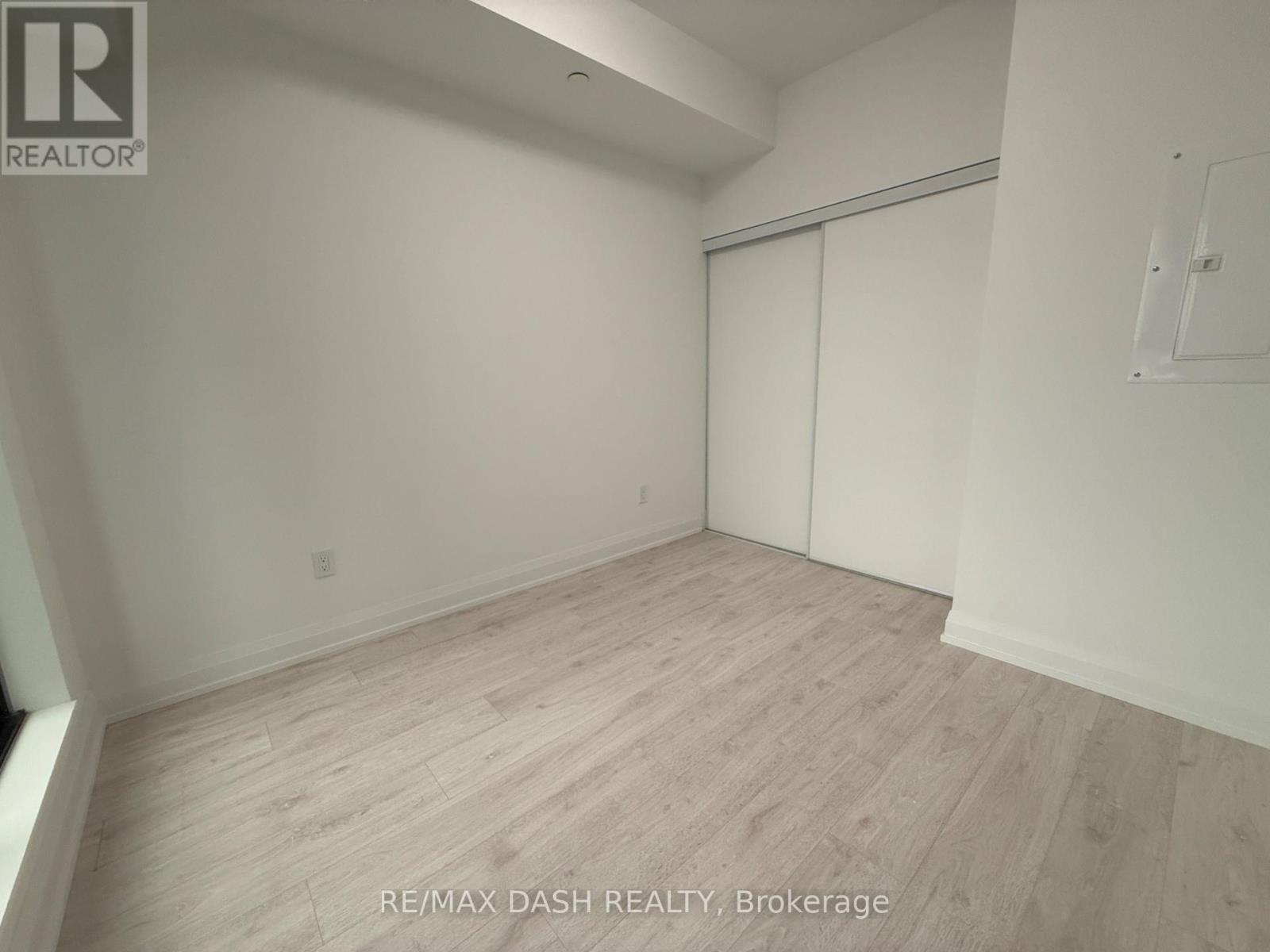 1906 - 20 Soudan Avenue Property Photo 15