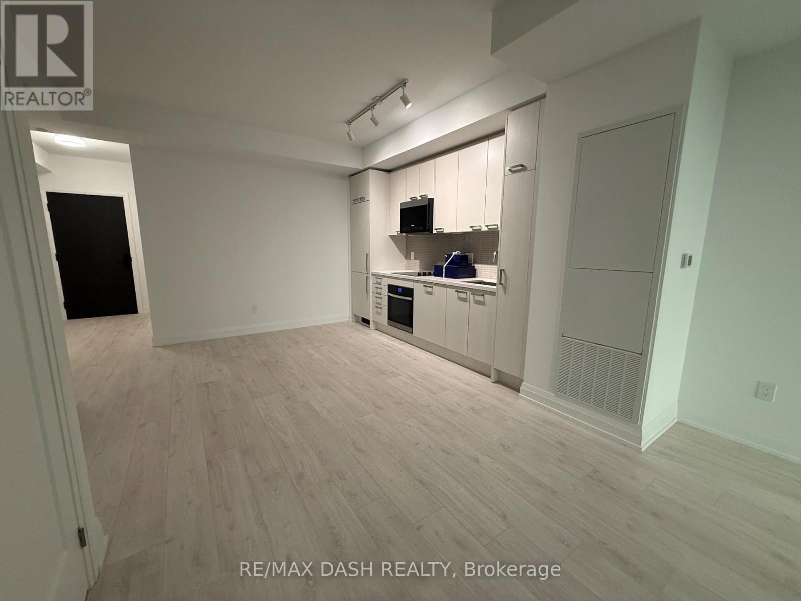 1906 - 20 Soudan Avenue Property Photo 16