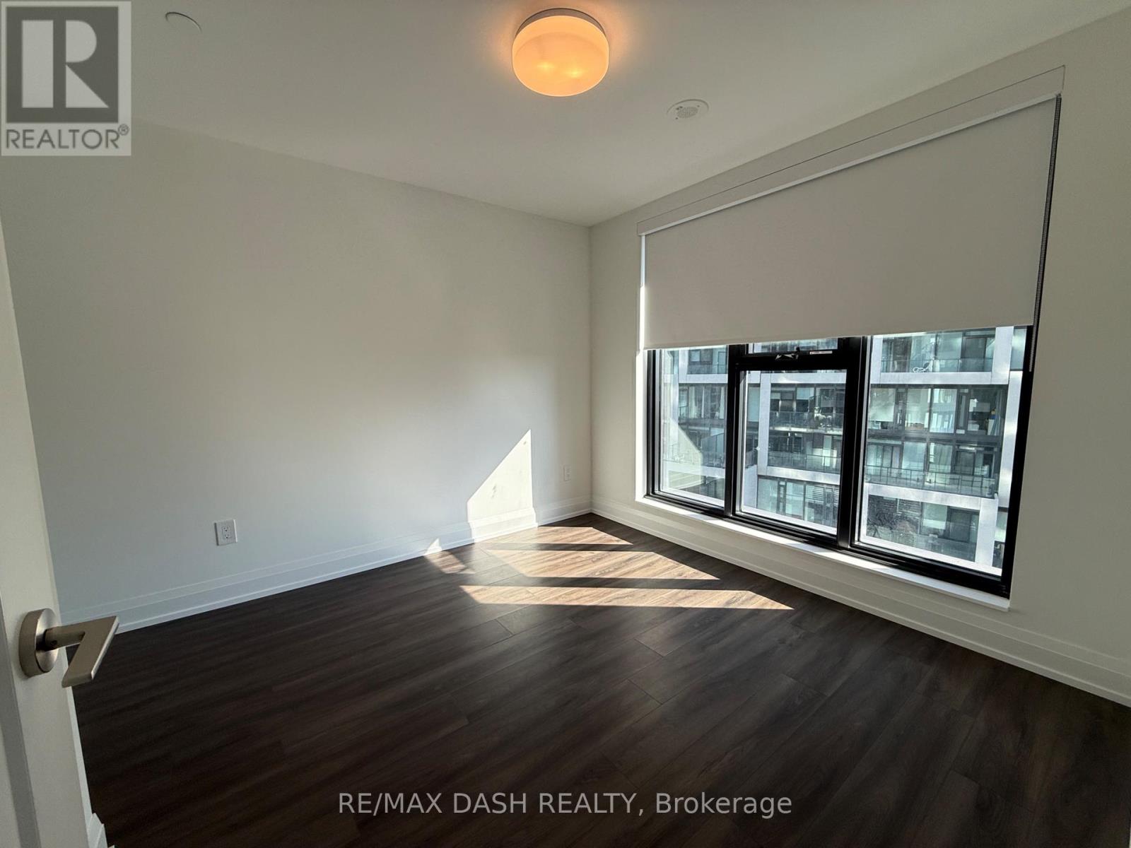 1004 - 20 Soudan Avenue Property Photo 11