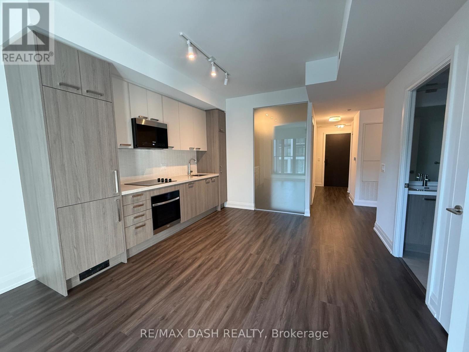1004 - 20 Soudan Avenue Property Photo 16