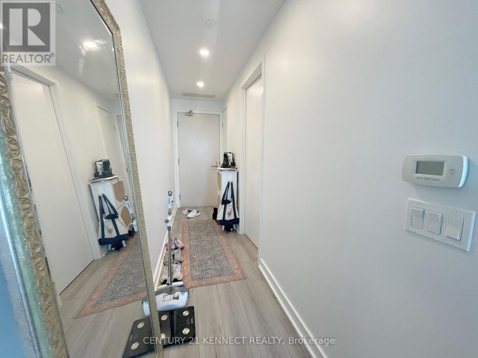 4309 - 115 Blue Jays Way Property Photo 4